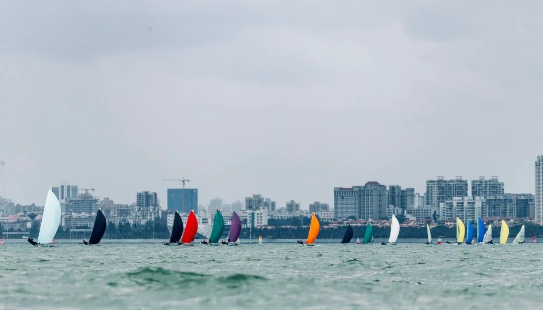 杭州亚运会帆船项目选拔赛暨2022年全国帆船冠军赛（49er级&49erFX级&诺卡拉17级）海口开赛